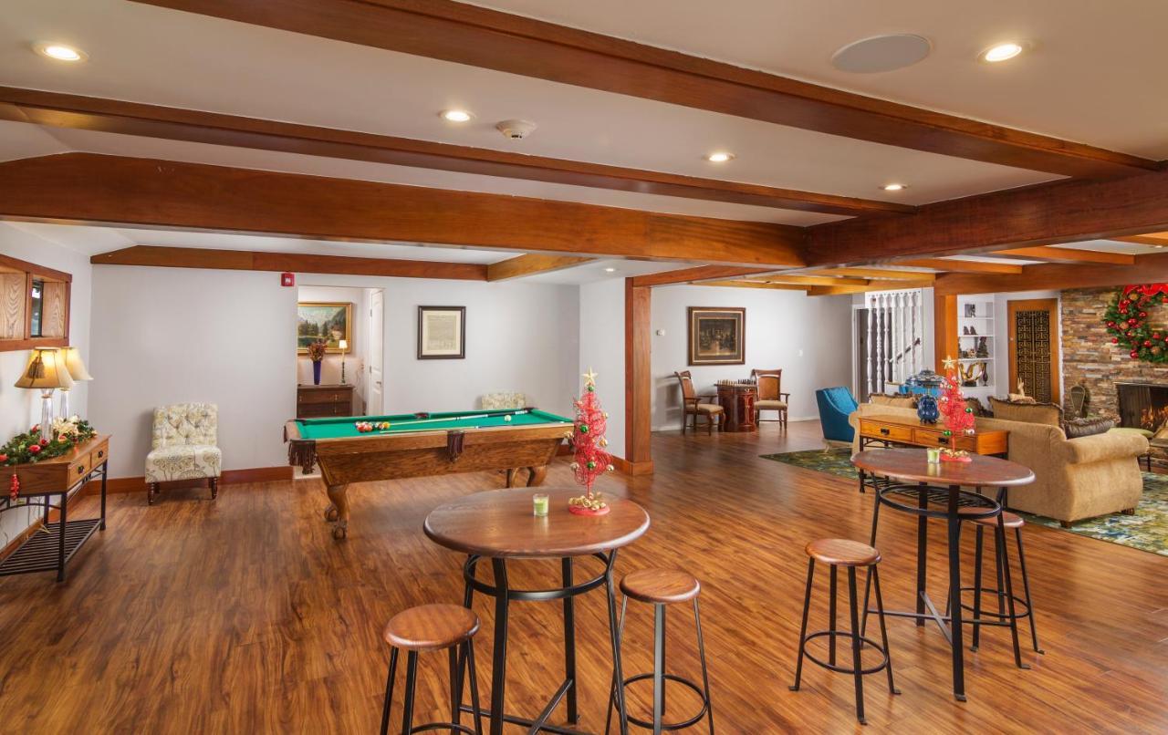 Skyforest Inn מראה חיצוני תמונה